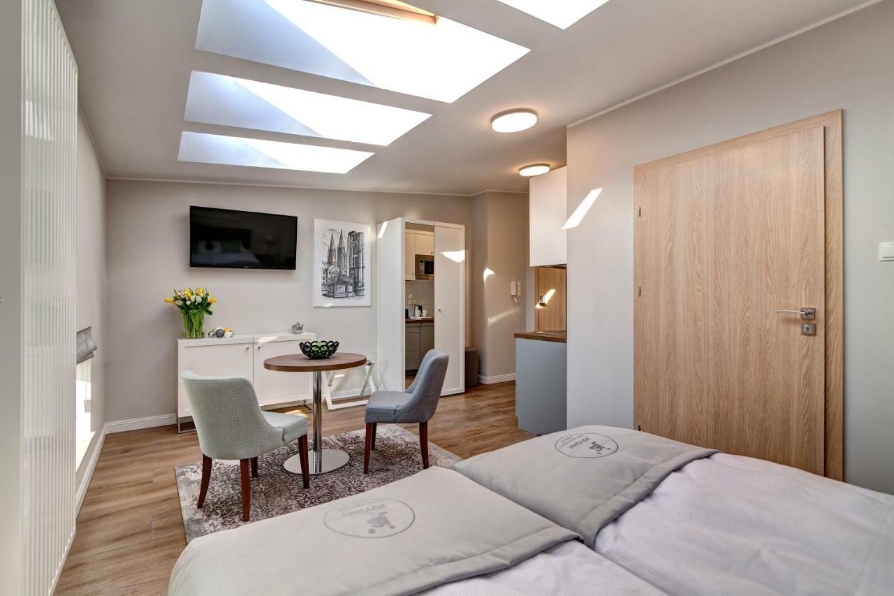 Joyinn Aparthotel Vratislav Exteriér fotografie
