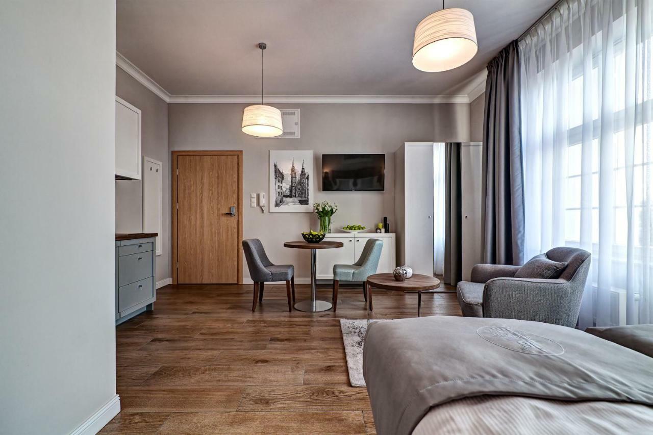 Joyinn Aparthotel Vratislav Exteriér fotografie